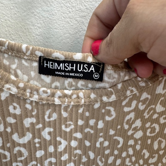 Heimish USA Taupe Leopard Ruffle Sleeve Tiered Dress | NWOT | Size M - Picture 2 of 3